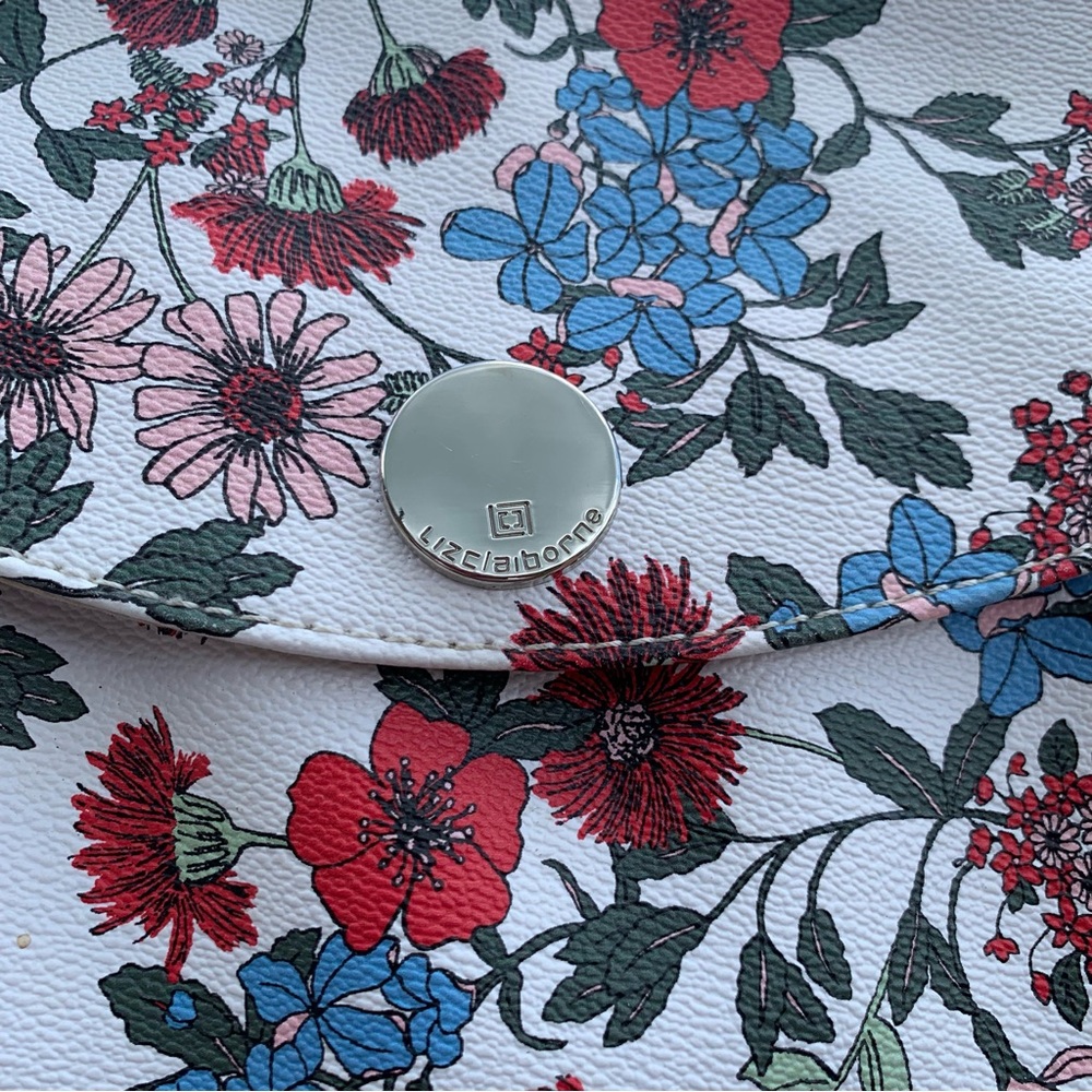 Liz Claiborne Crossbody Floral Purse - Picture 4 of 16